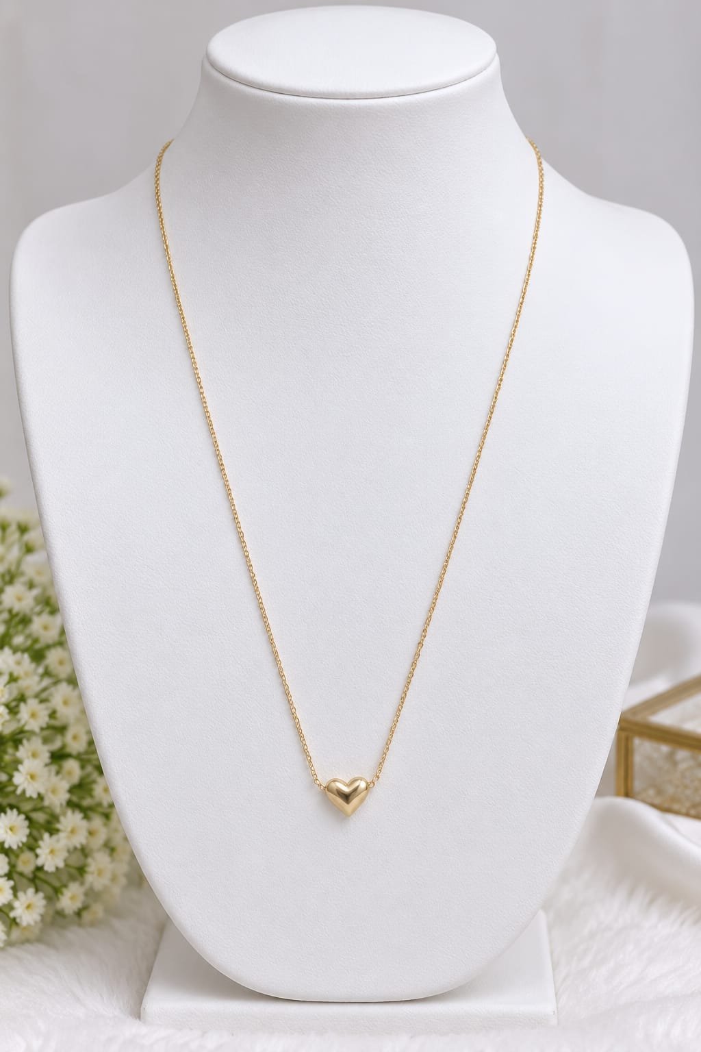 Gold Heart Pendant Necklace